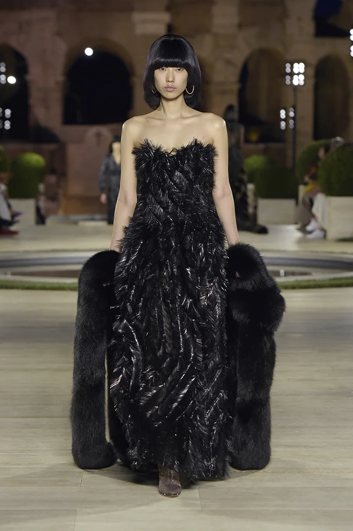 Fendi-PO-HC-F19-0030.jpg