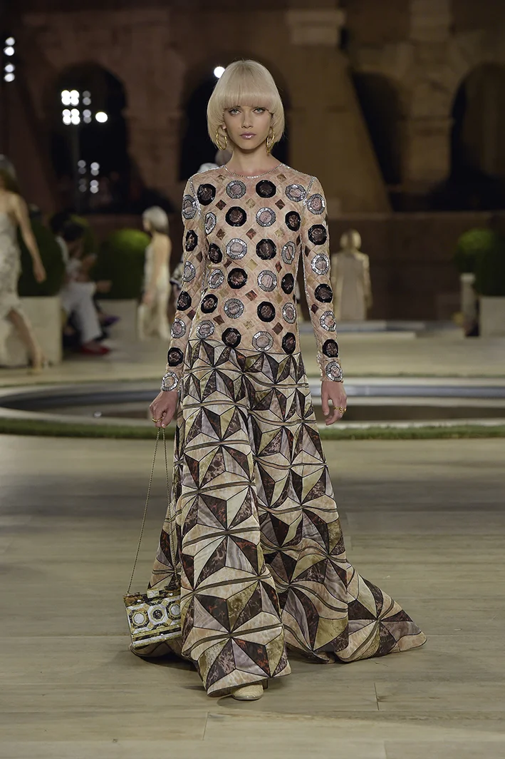 Fendi-PO-HC-F19-0046.jpg
