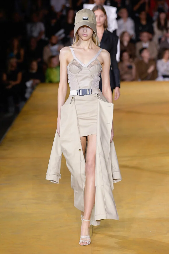 burberry_0950-10212135.jpg