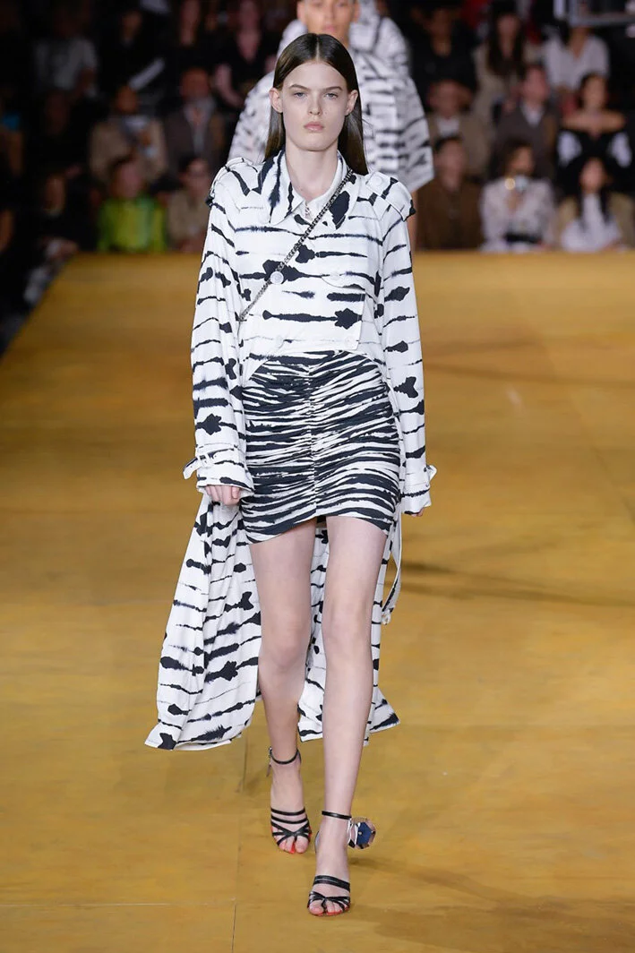 burberry_1108-10212135.jpg