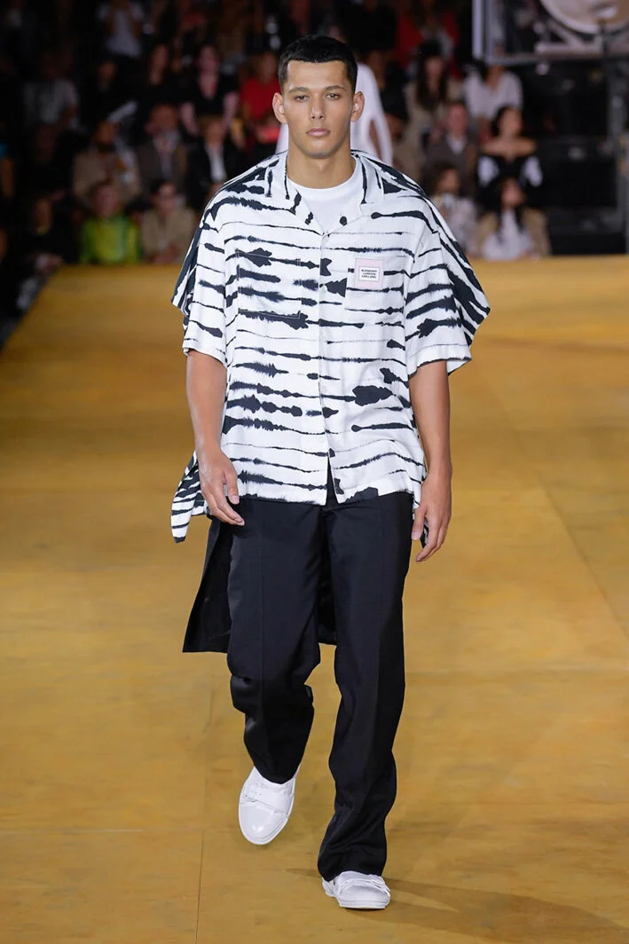burberry_1162-10212135.jpg