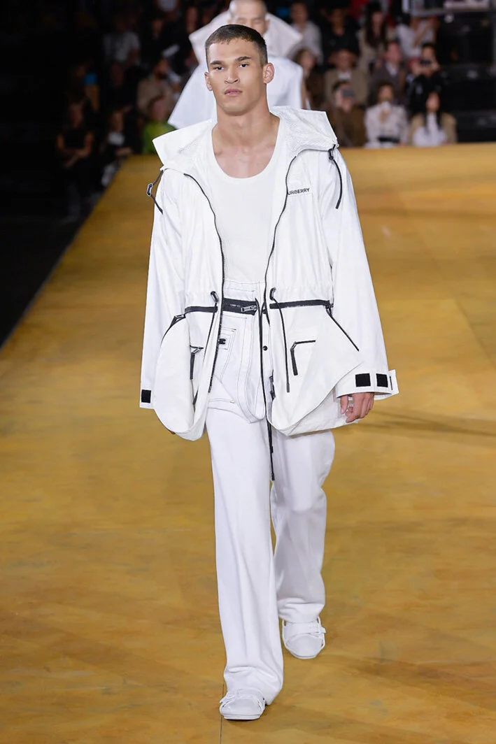 burberry_1242-10212135.jpg