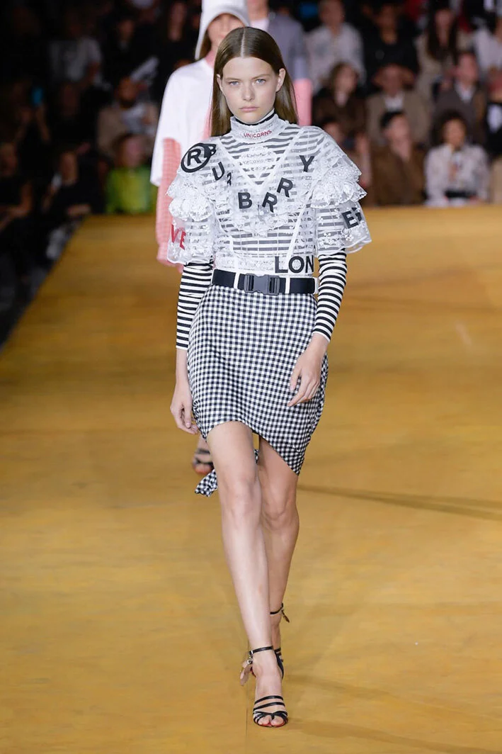 burberry_1314-10212135.jpg