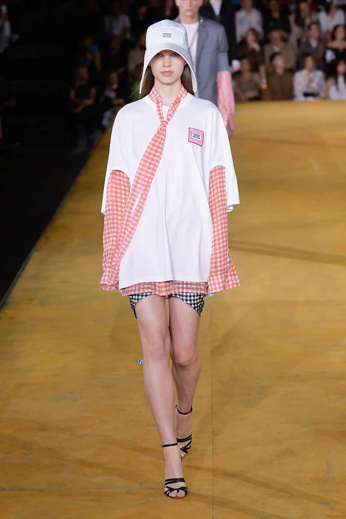 burberry_1335-10212135.jpg
