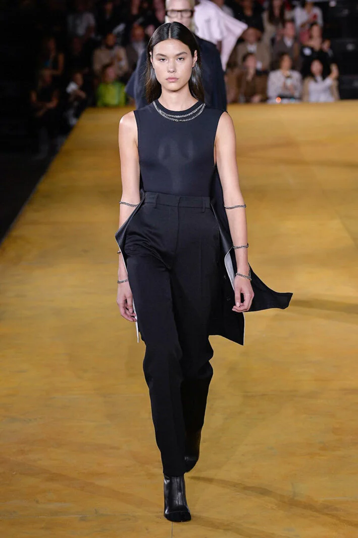 burberry_1561-10212135.jpg