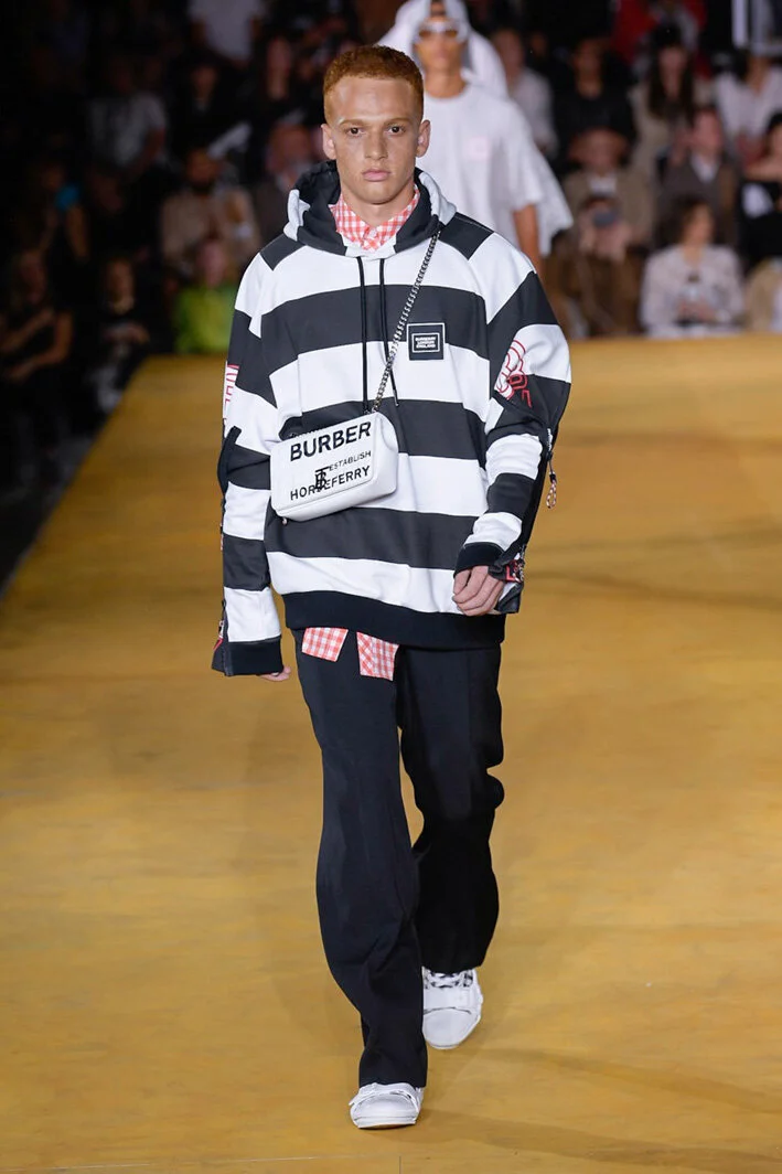 burberry_1665-10212135.jpg