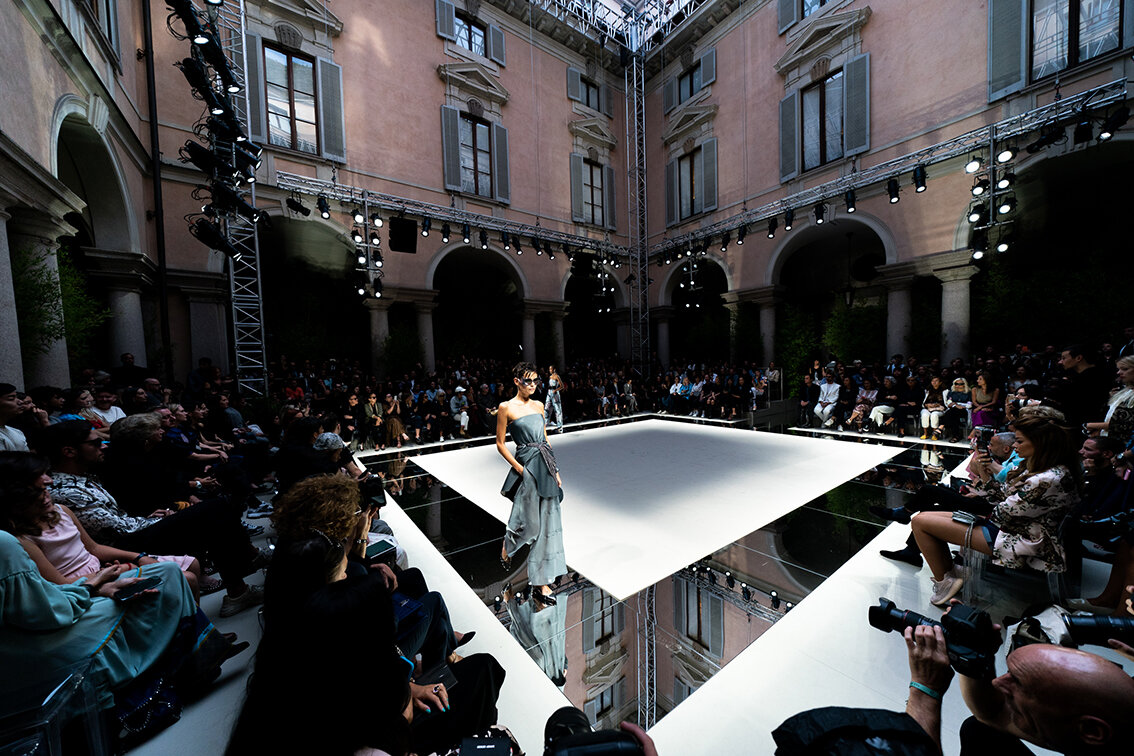 giorgio-armani-atm-rs20-2847.jpg