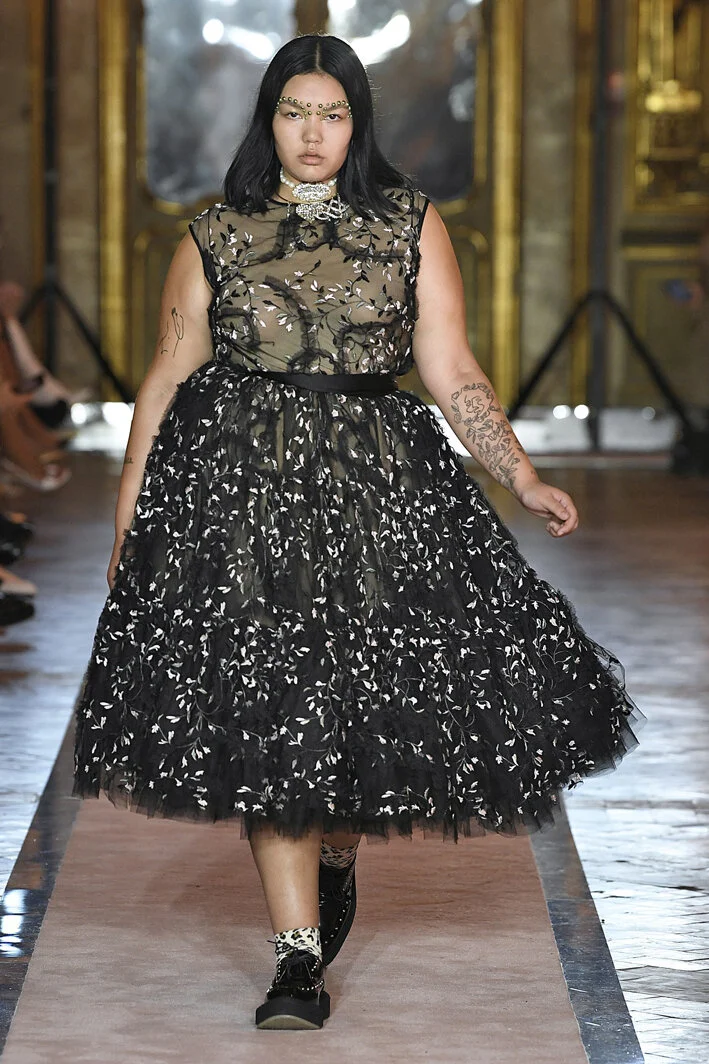giambattista-valli-x-hm-resort-2020-fashion-show-The-Impression-041.jpg