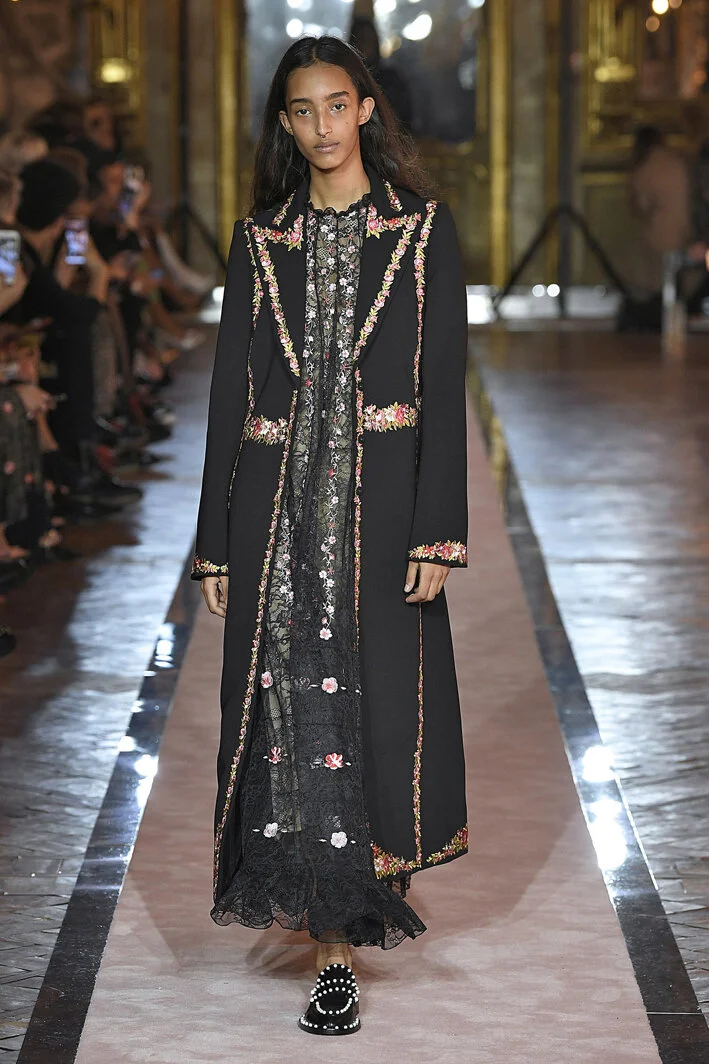 giambattista-valli-x-hm-resort-2020-fashion-show-The-Impression-054.jpg
