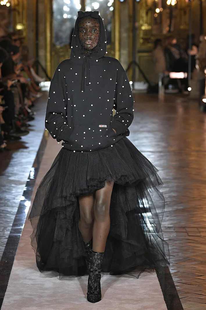 giambattista-valli-x-hm-resort-2020-fashion-show-The-Impression-055.jpg