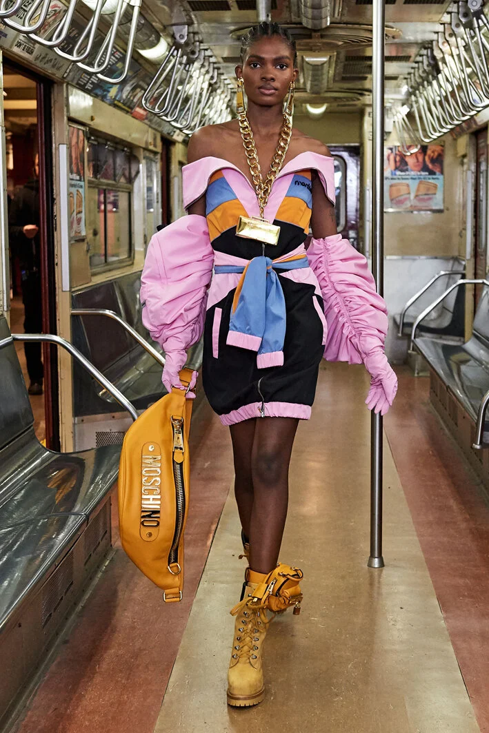 00018-Moschino-Pre-Fall_2020-_SDR2360.jpg