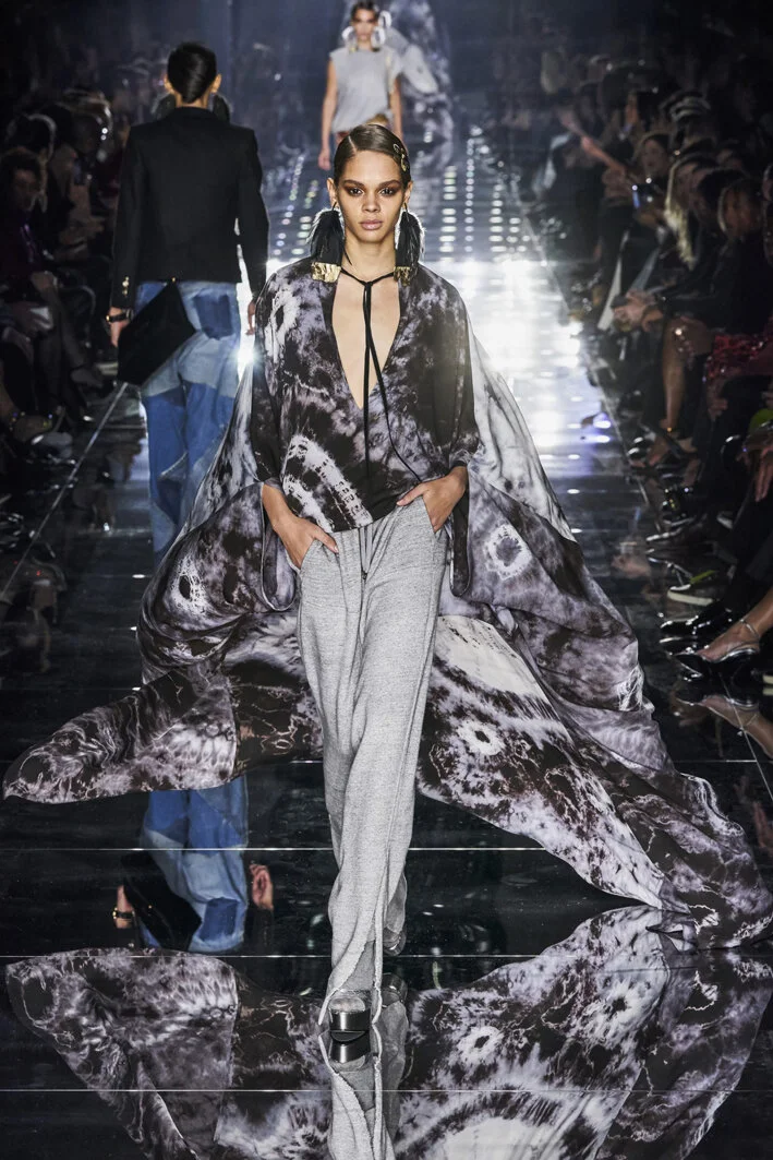 Tom-Ford-fall-2020-fashion-show-LA-the-impression-005-scaled.jpg