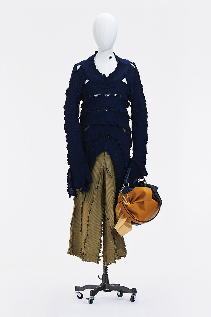 00025-Loewe-MENS-SS21.jpg