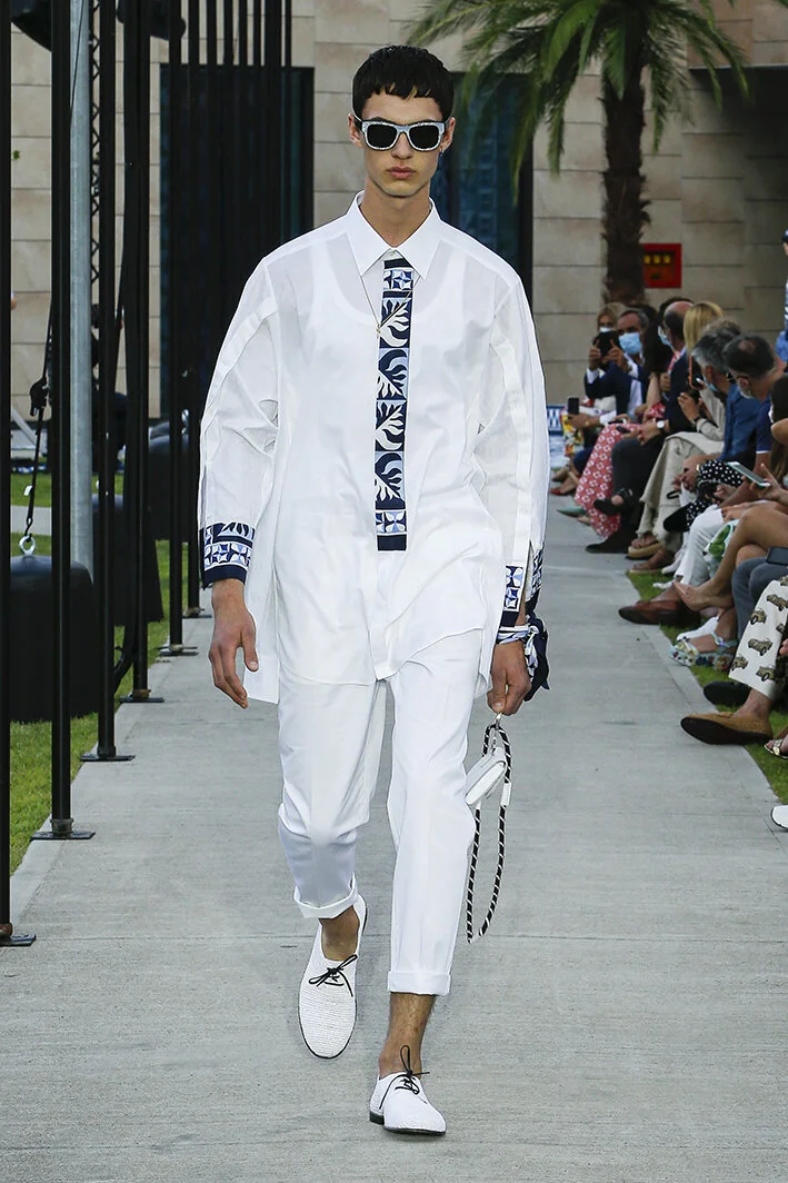 00003-DOLCE-GABBANA-MENSWEAR-SPRING-21.jpg