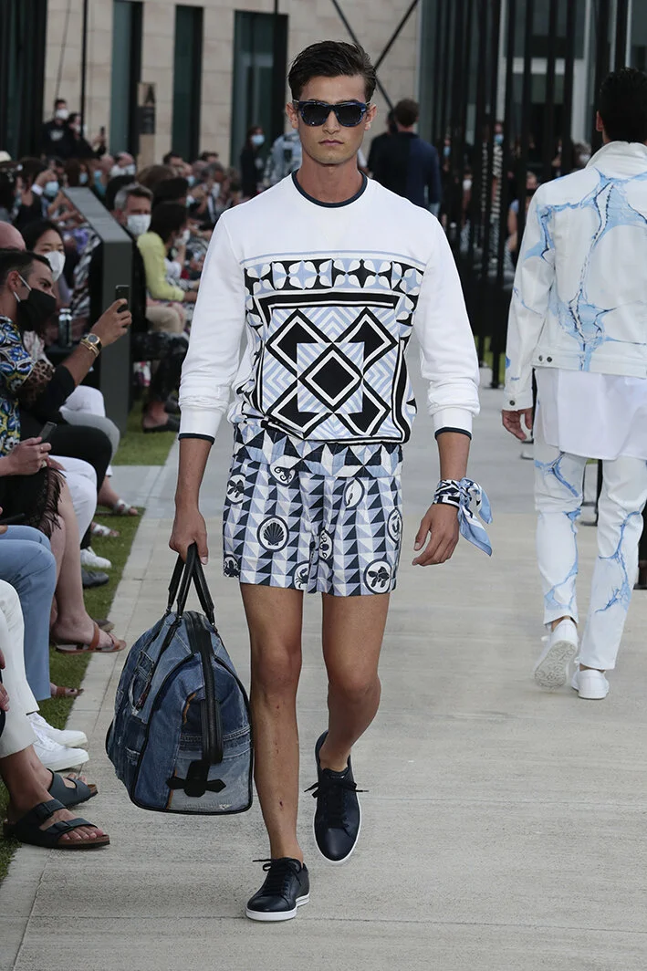 00018-DOLCE-GABBANA-MENSWEAR-SPRING-21.jpg