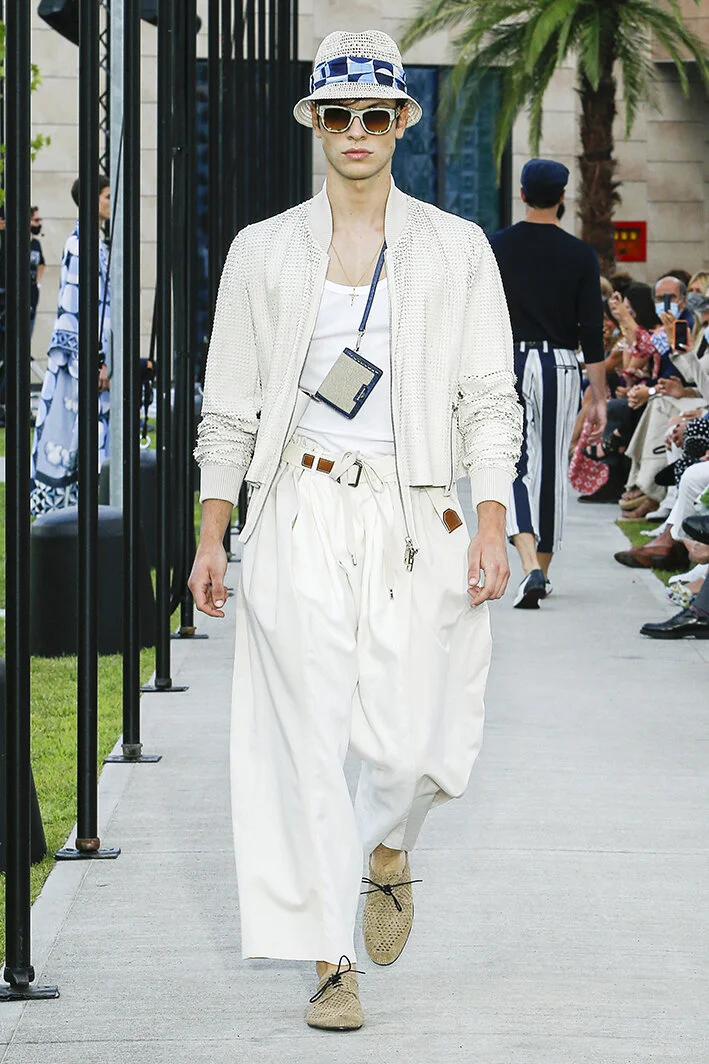 00023-DOLCE-GABBANA-MENSWEAR-SPRING-21.jpg