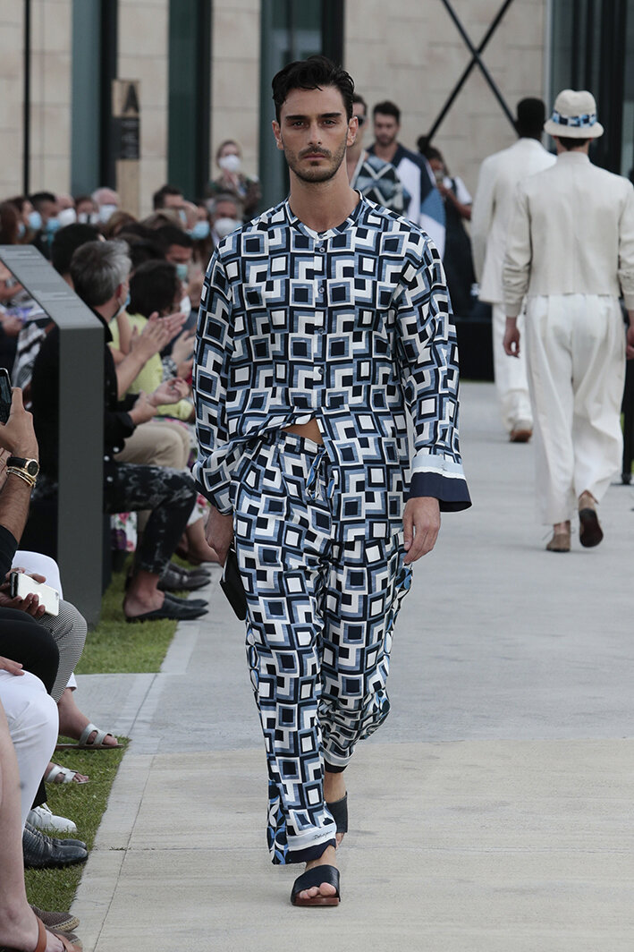 00026-DOLCE-GABBANA-MENSWEAR-SPRING-21.jpg