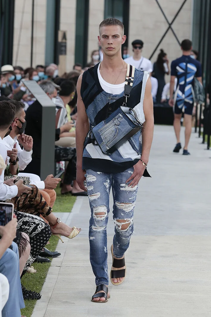 00044-DOLCE-GABBANA-MENSWEAR-SPRING-21.jpg