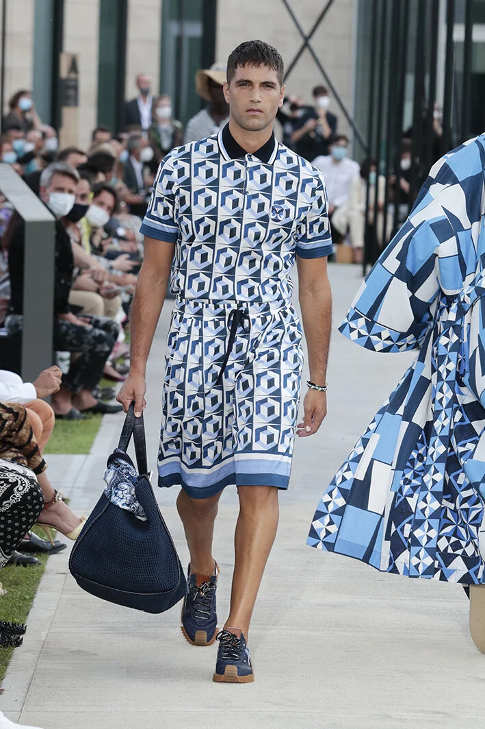 00056-DOLCE-GABBANA-MENSWEAR-SPRING-21.jpg