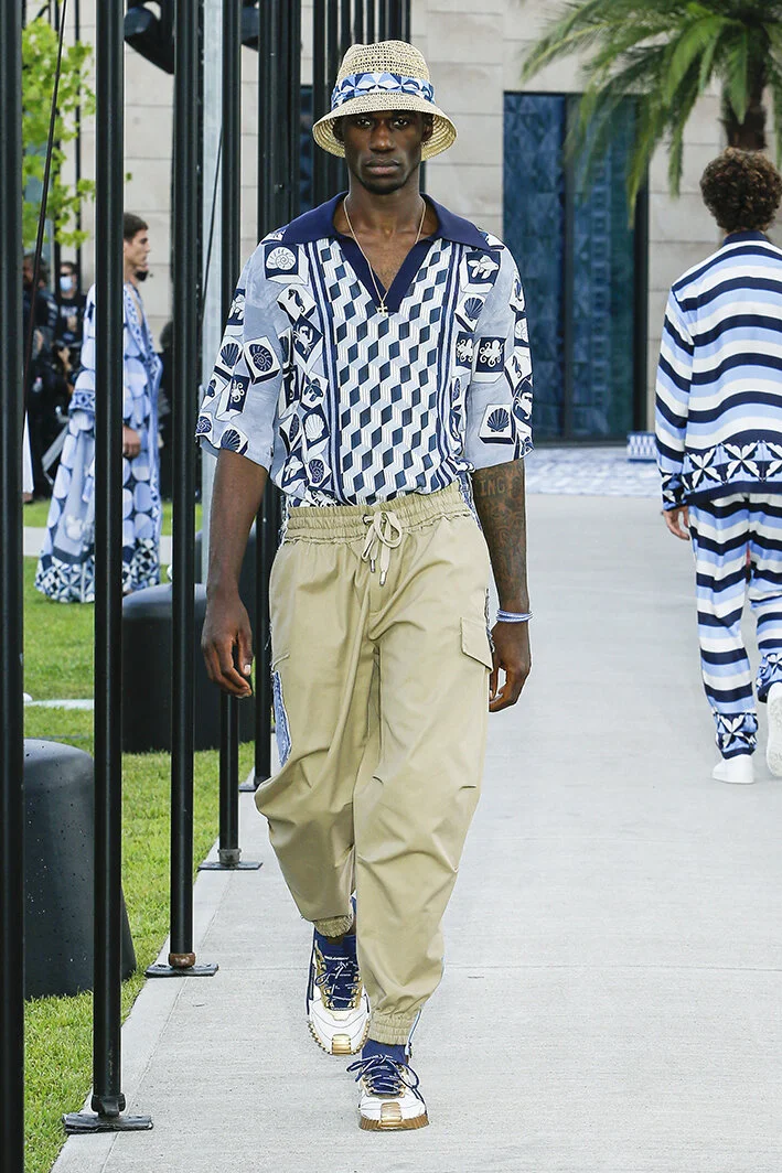00077-DOLCE-GABBANA-MENSWEAR-SPRING-21.jpg
