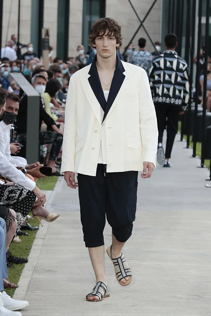 00084-DOLCE-GABBANA-MENSWEAR-SPRING-21.jpg