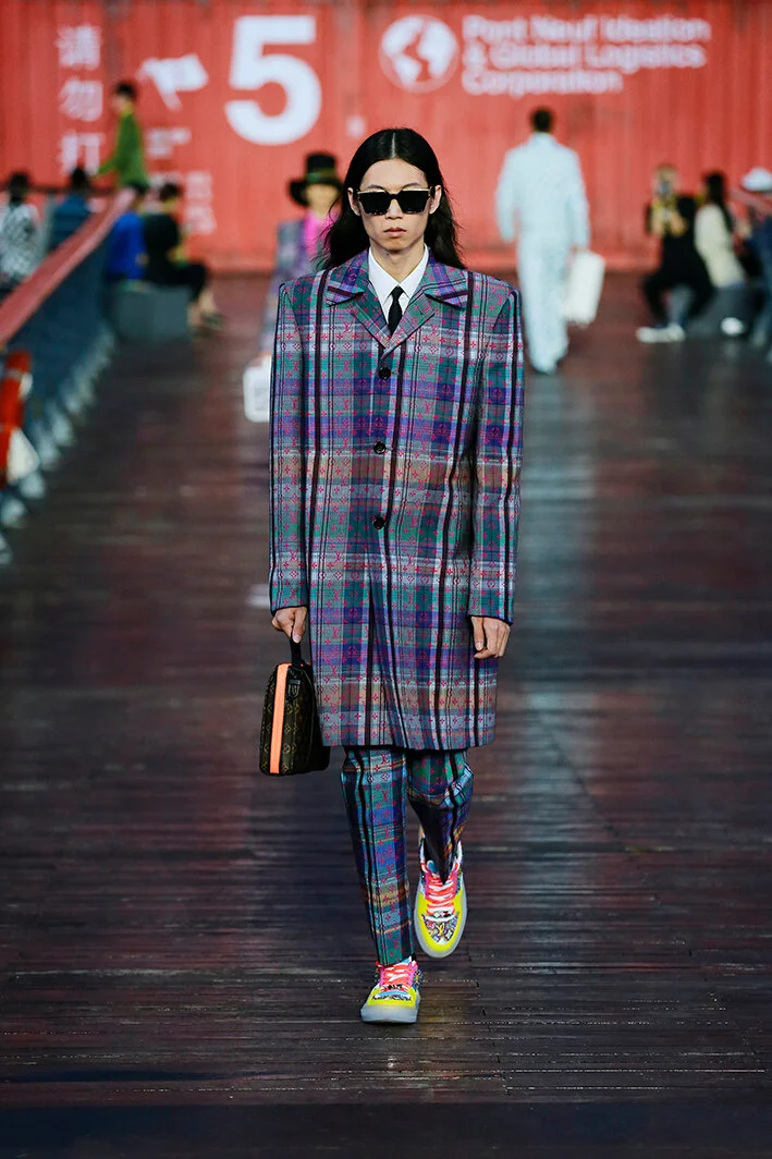 00021-LOUIS-VUITTON-MENSWEAR-SPRING-21.jpg