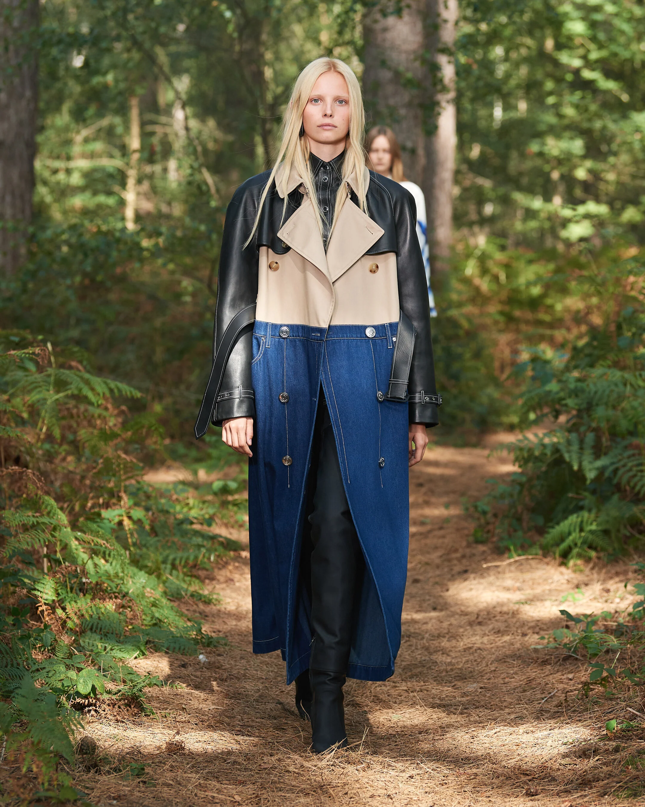 burberry-spring21-05.jpg