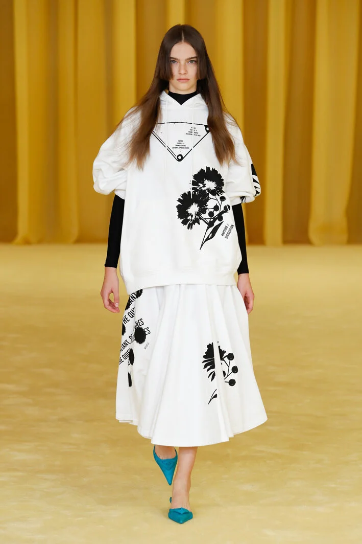 prada-po-rs21-0024.jpg