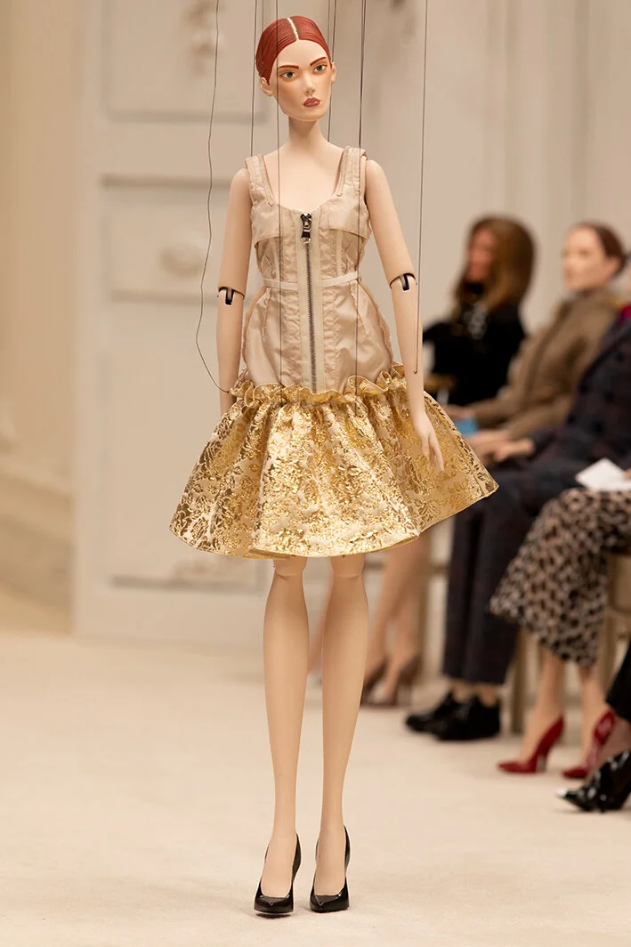 moschino-po-rs21-0005.jpg