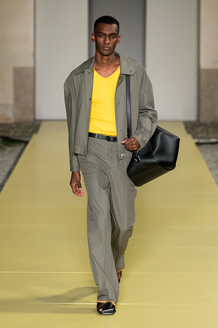ferragamo-rs21-0045.jpg
