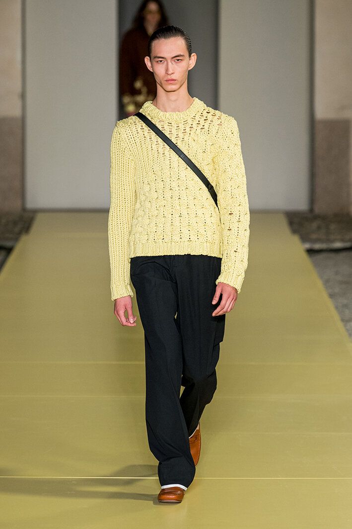 ferragamo-rs21-0285.jpg
