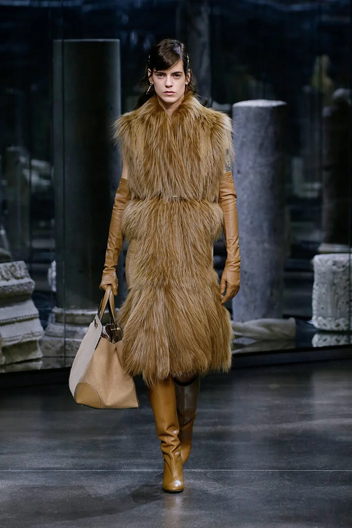 fendi-po-rf21-0005.jpg