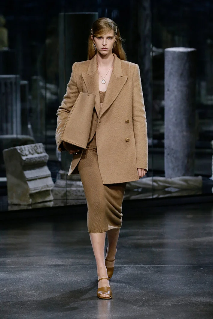 fendi-po-rf21-0006.jpg