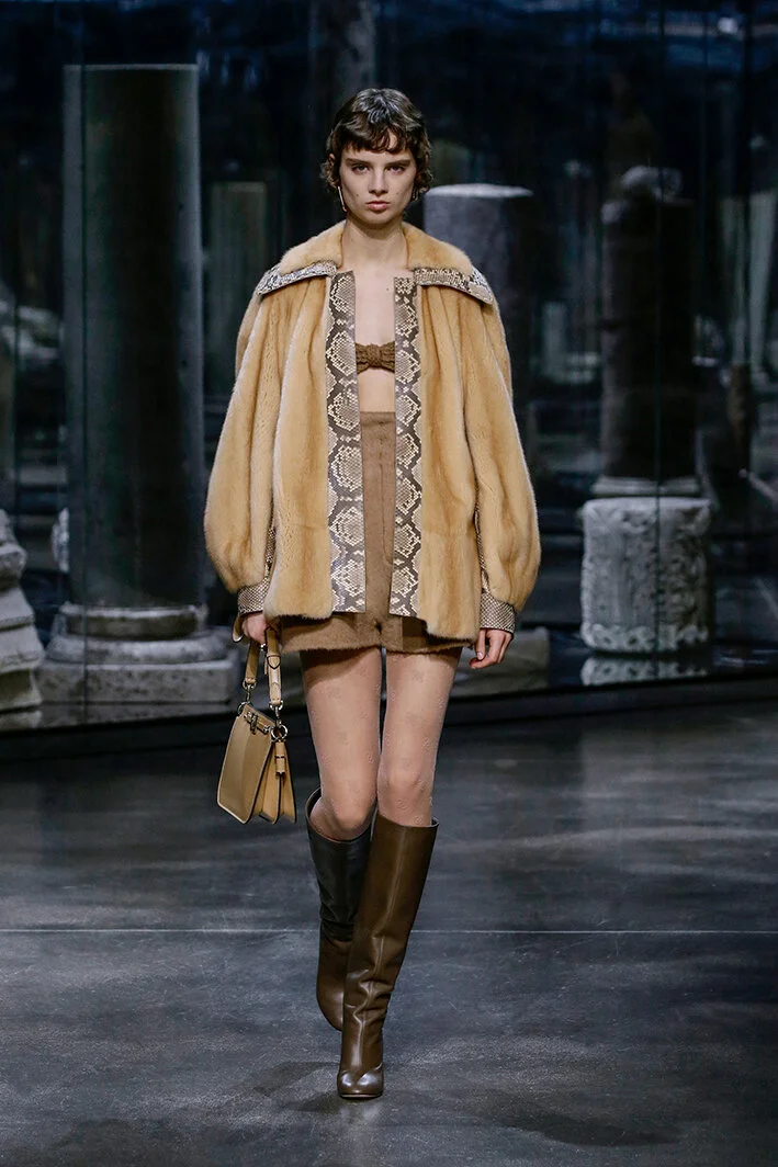 fendi-po-rf21-0009.jpg