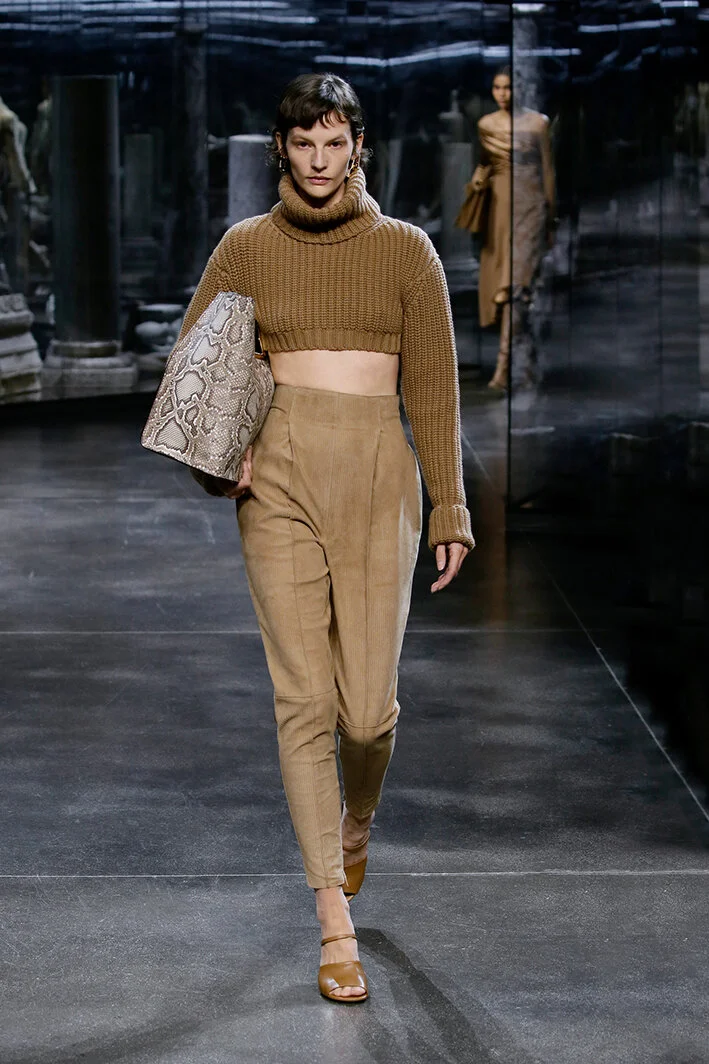 fendi-po-rf21-0011.jpg