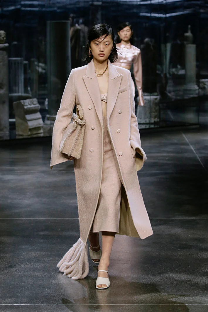 fendi-po-rf21-0020.jpg