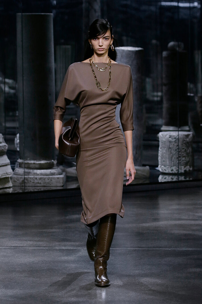 fendi-po-rf21-0031.jpg