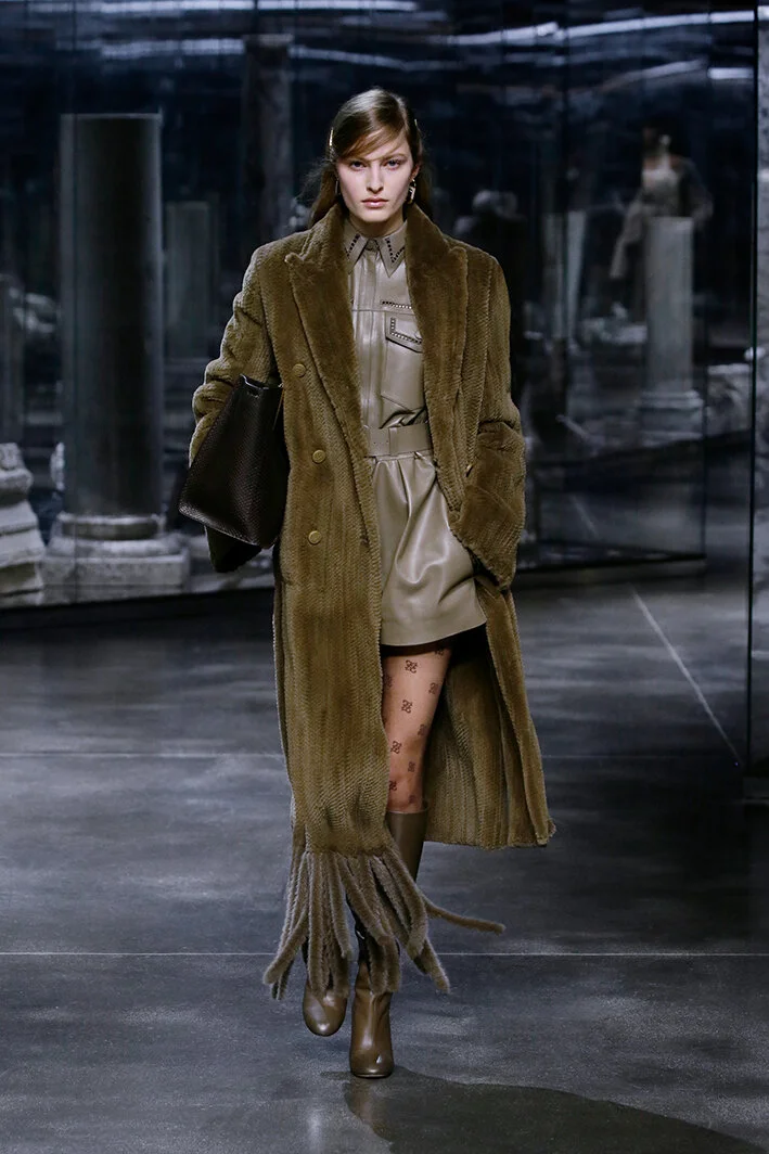 fendi-po-rf21-0039.jpg
