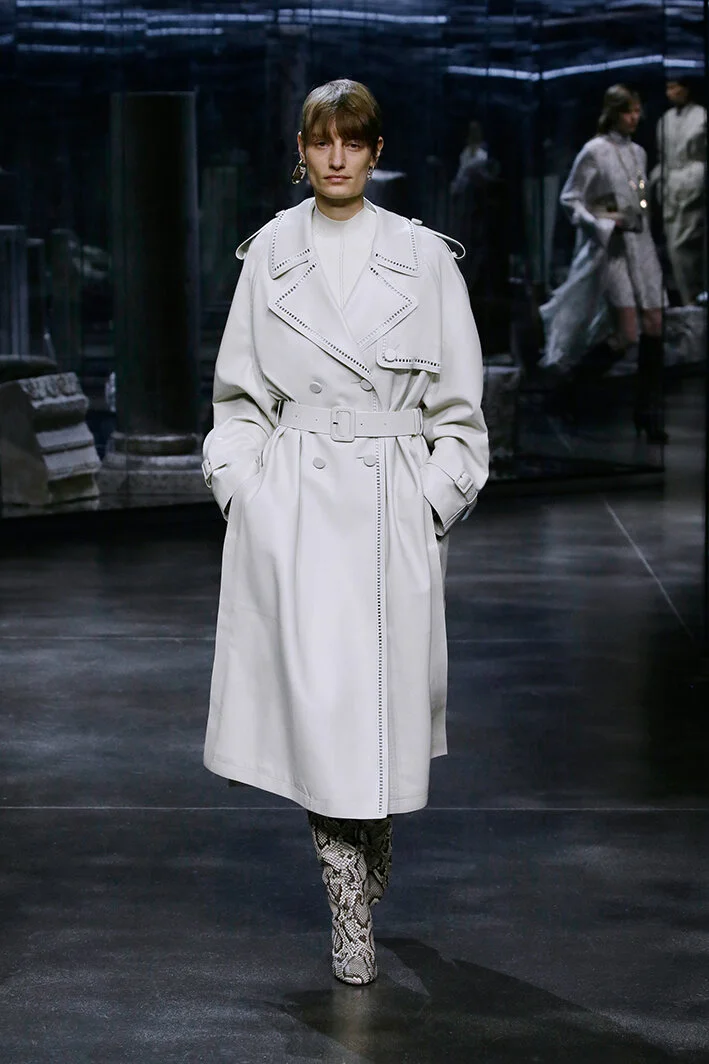 fendi-po-rf21-0044.jpg