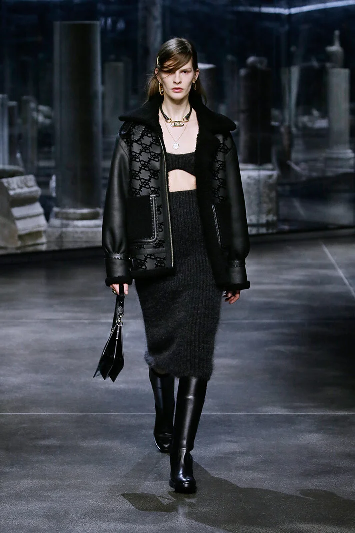 fendi-po-rf21-0048.jpg