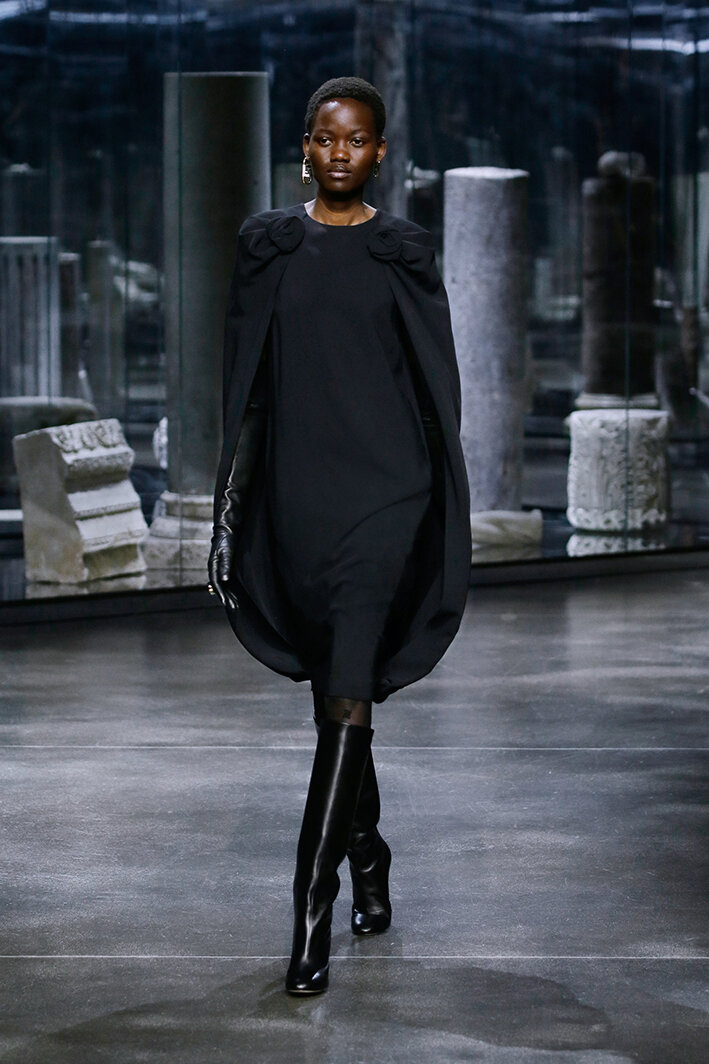 fendi-po-rf21-0051.jpg