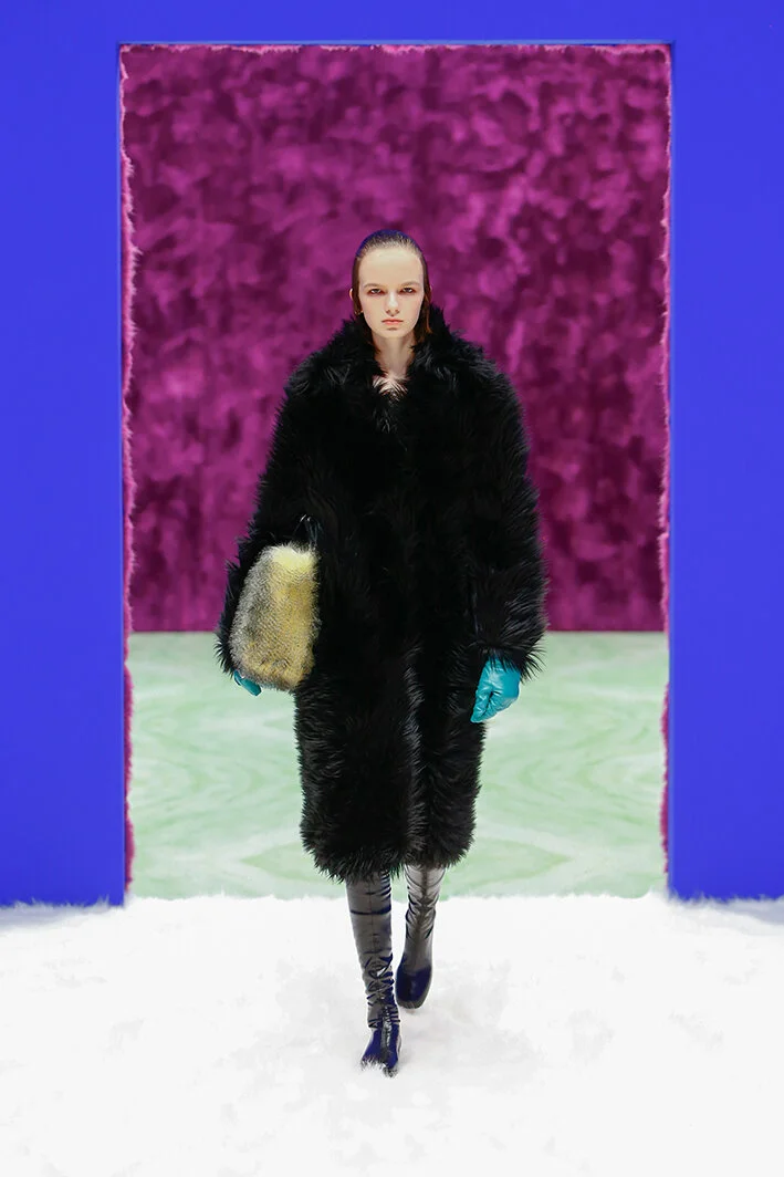 prada-po-rf21-0009.jpg