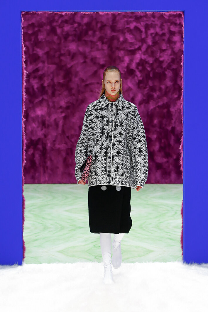 prada-po-rf21-0019.jpg