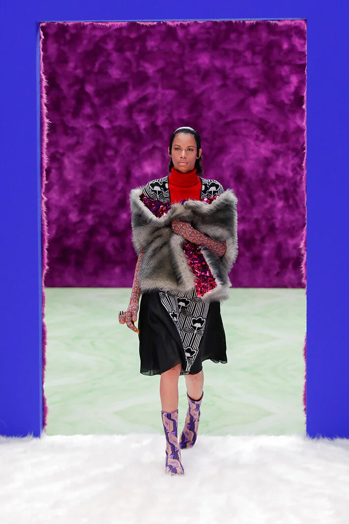 prada-po-rf21-0025.jpg