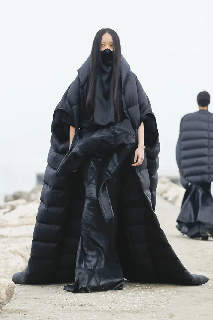 Rick-Owens-RTW-FW21-01-scaled.jpg