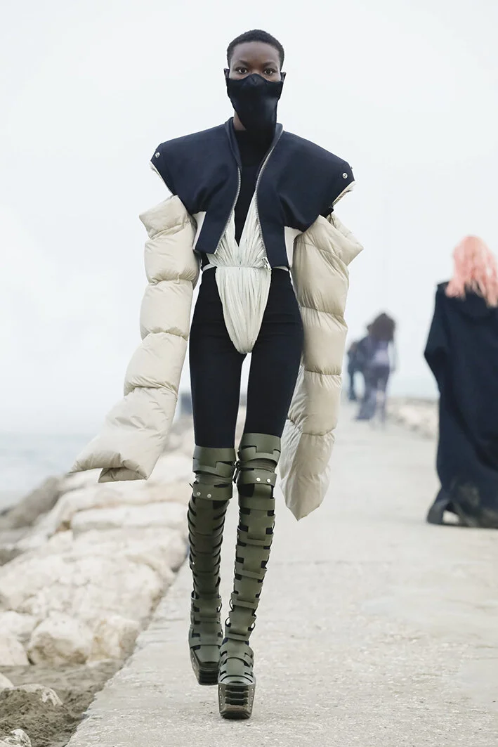 Rick-Owens-RTW-FW21-09-scaled.jpg