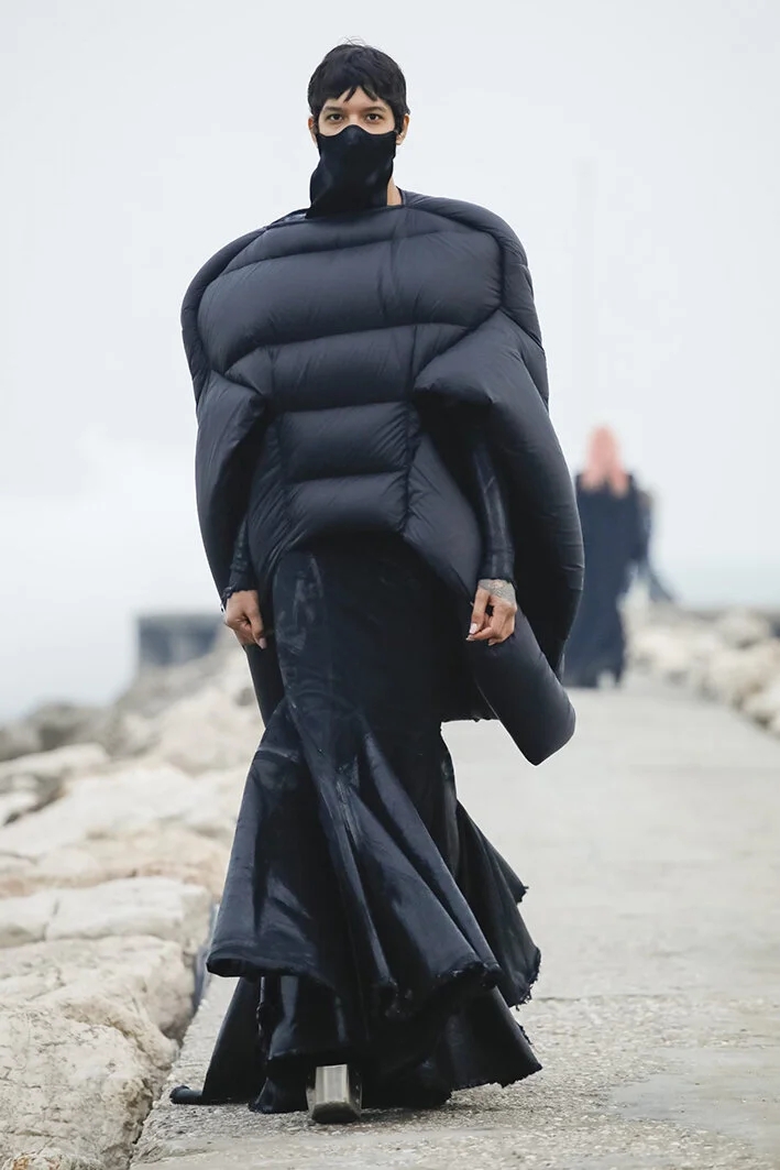 Rick-Owens-RTW-FW21-10-scaled.jpg