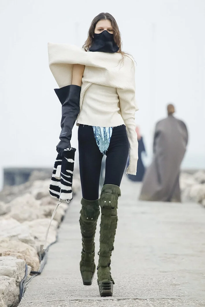 Rick-Owens-RTW-FW21-11-scaled.jpg