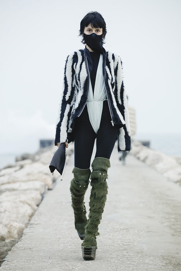 Rick-Owens-RTW-FW21-23-scaled.jpg
