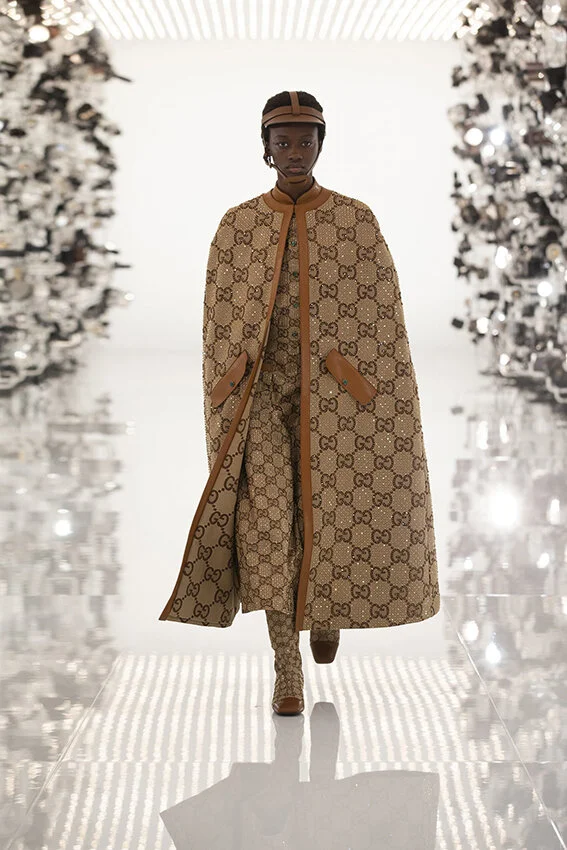 Gucci-fall-2021-aria-fashion-show-the-impression-027-scaled.jpg